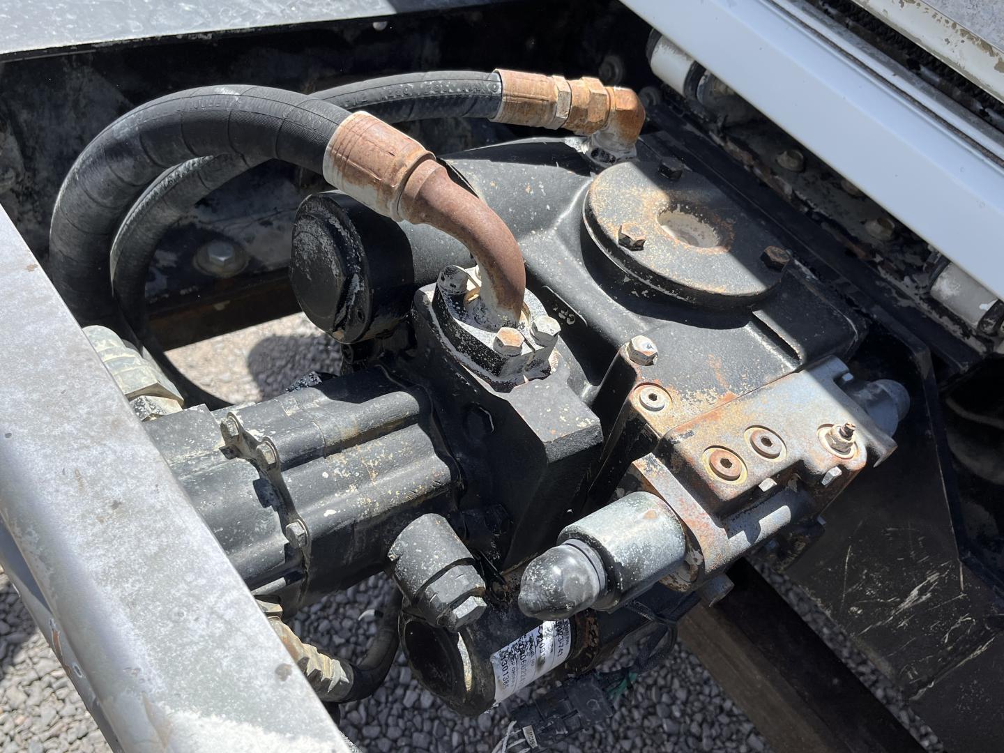 ./imagenes/INVOICE/2019/18041/CAMION INTERNATIONAL CON EQUIPO REVOLVEDOR MACNEILUS (28).JPG